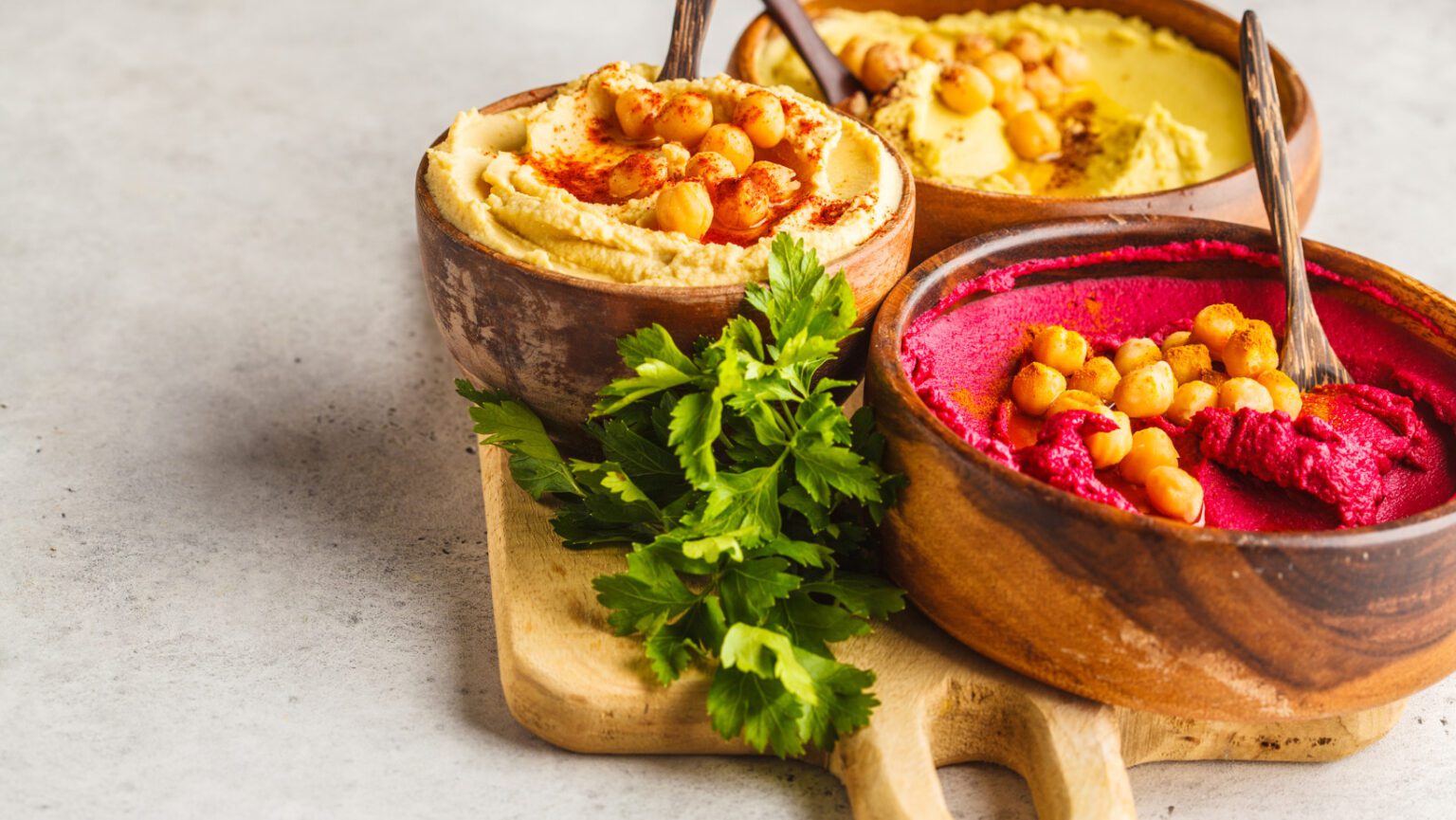 Why Can’t You Eat Hummus While Pregnant? Foods To Avoid